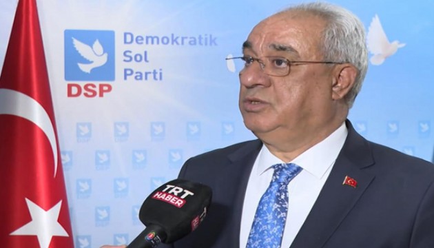 �nder Aksakal'dan �zg�r �zel a��klamas�: 'Ecevit bizden hesap sorar'