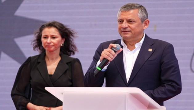 �zg�r �zel: 'Otobanlara balyoz operasyonu yapaca��m'