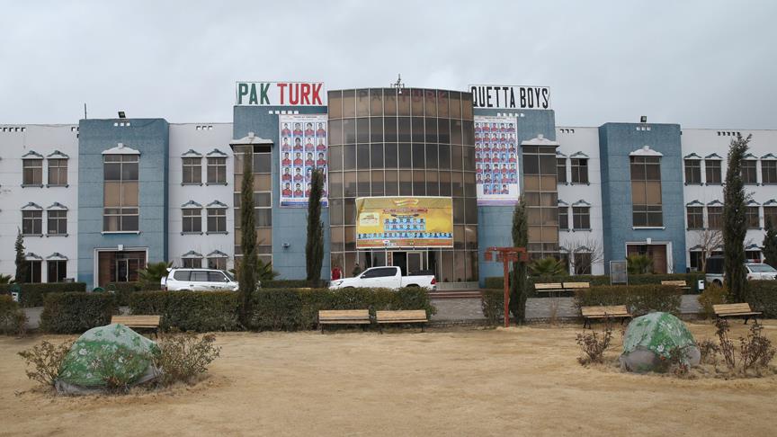 Pakistan daki FETÖ okulları TMV ye devredildi!
