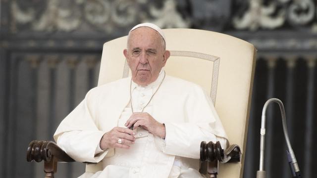 Papa dan dünyadaki çatışmalara son verilmesi çağrısı