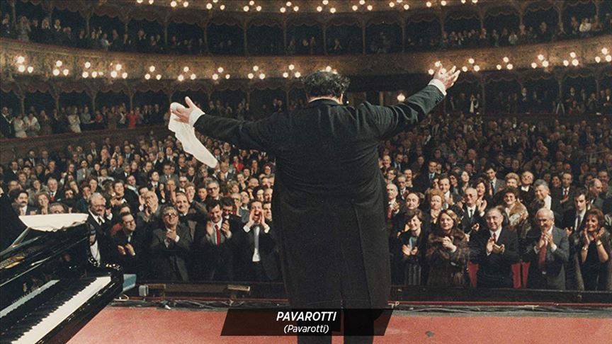 Pavarotti nin hayatı izleyiciyle buluşuyor