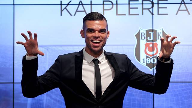 Pepe, Beşiktaş çalışanlarının maaşını ödedi