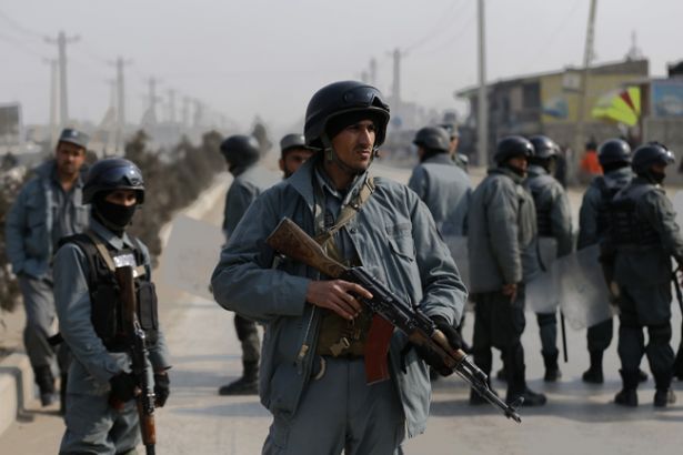 Afganistan da intihar saldırısı, 18 ölü