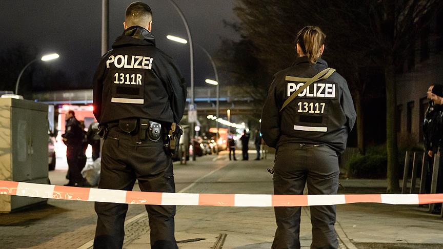 Almanya da FETÖ cülerden DİTİB üyesine bıçaklı saldırı