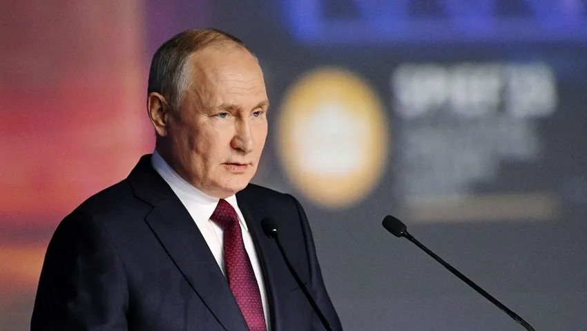 Putin den sıkıyönetim kararı