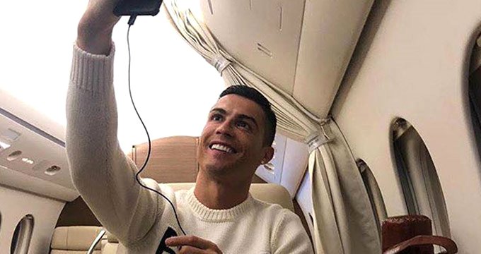 Ronaldo nun uçak paylaşımına tepki yağdı