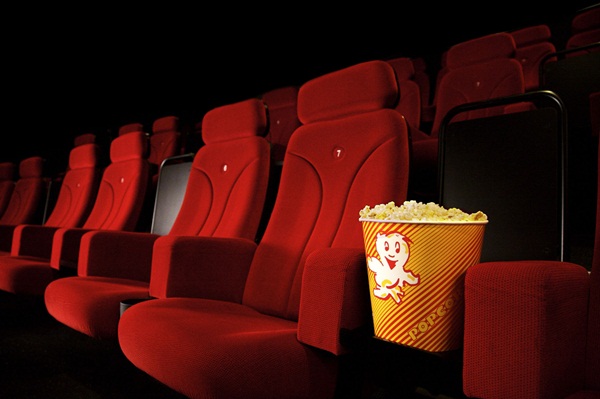 S. Arabistan ilk sinema salonuna kavuşuyor