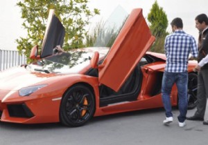 Sabri Sarıoğlu eşinin Lamborghini’yi sattı