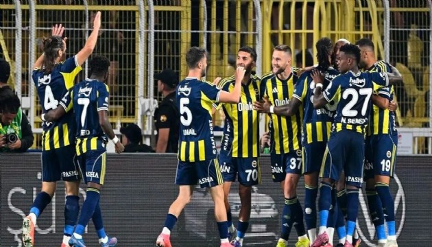 Fenerbah�e'ye derbi �ncesi sevindiren haber