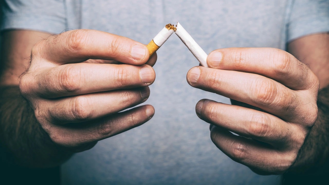 Uzmanından açıklama: Sigara ve alkol kullananlarda zatürre riski artıyor