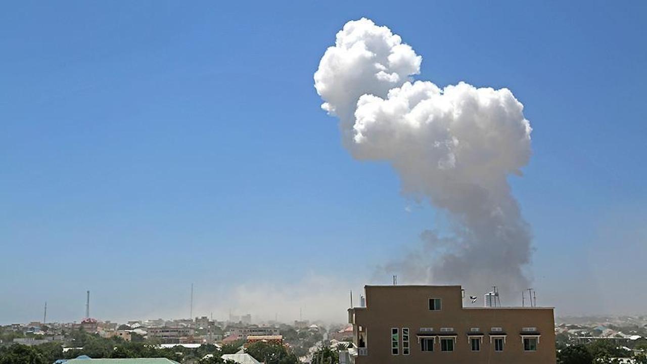 Somali de bombalı saldırı: 1 i Türk 2 yardım çalışanı hayatını kaybetti