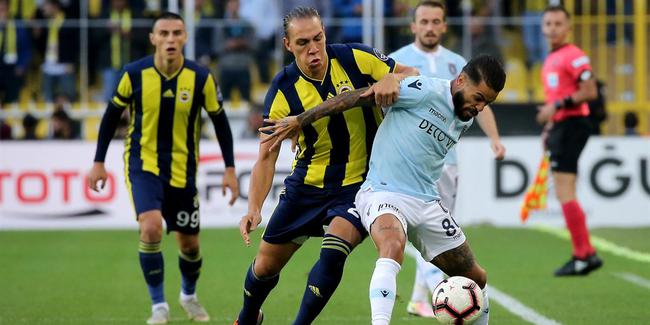 Fenerbahçe ve Başakşehir den takas pazarlığı