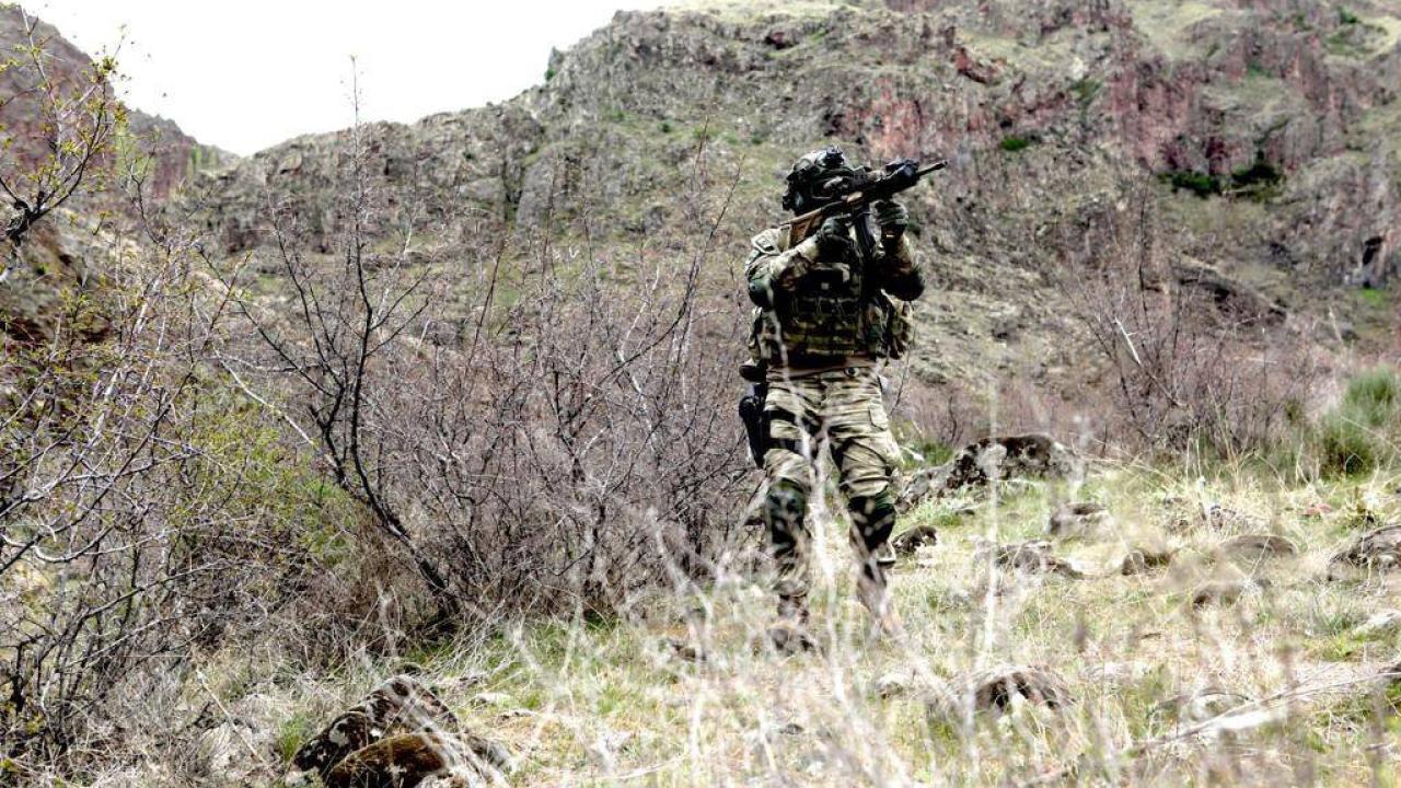 Pençe-Kilit bölgesinde 3 terörist etkisiz