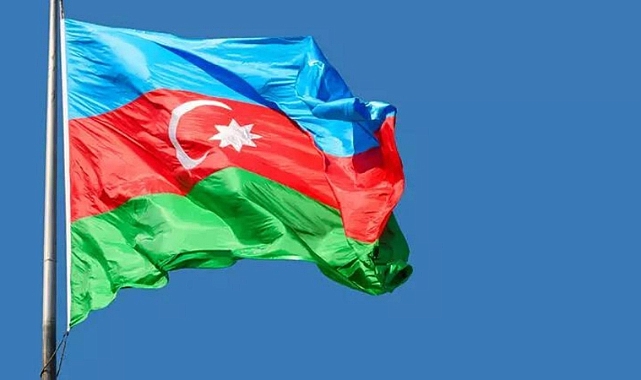 Azerbaycan da hükümet istifa etti