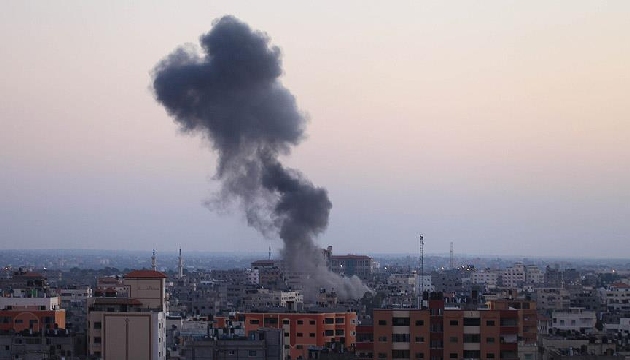 İsrail, Gazze ye saldırdı!