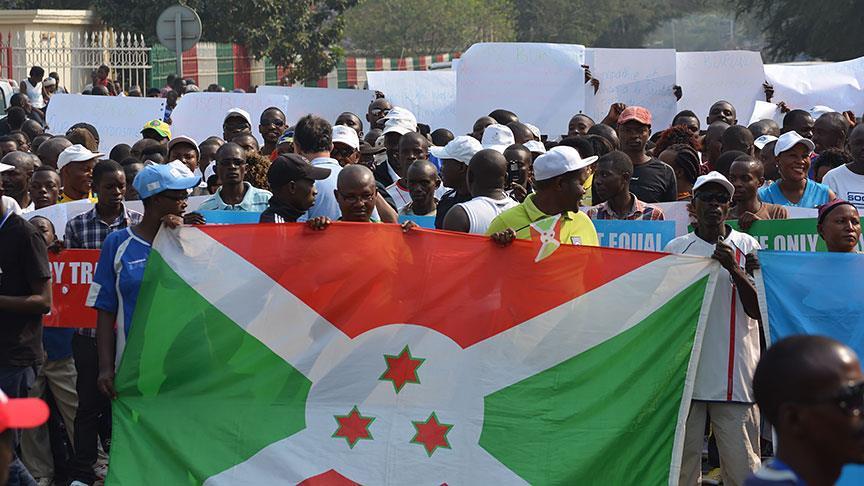 Burundi de tartışmalı referandumdan  evet  çıktı