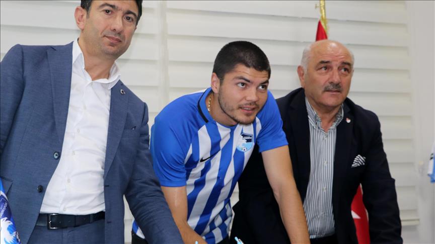Erzurumspor, Rus Khubulov u transfer etti