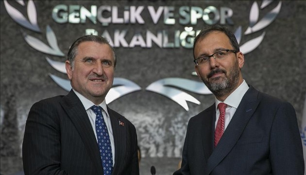 Gençlik ve Spor Bakanlığı'nda devir teslim töreni