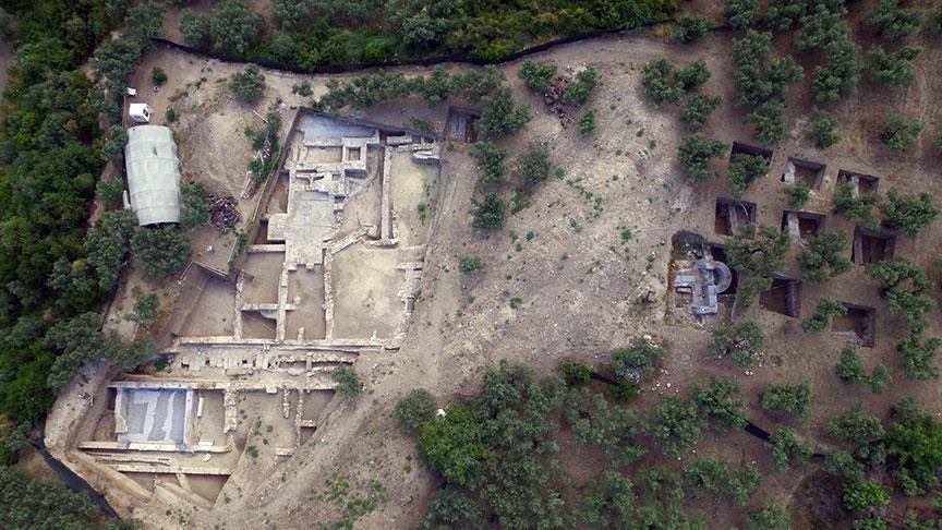 2 bin 700 yıllık Myrleia Antik Kenti için imzalar atıldı, kazı çalışmaları başlıyor