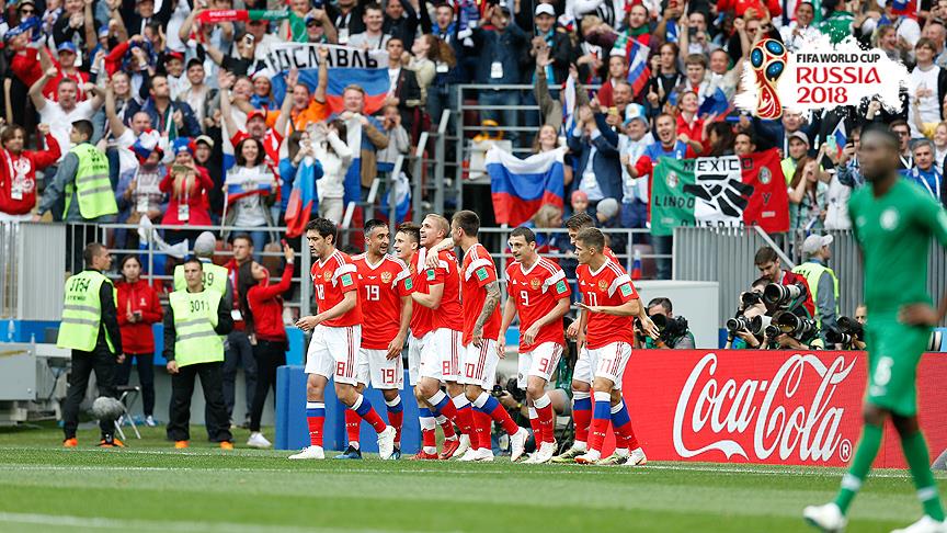 Ev sahibi Rusya Dünya Kupası na galibiyetle başladı