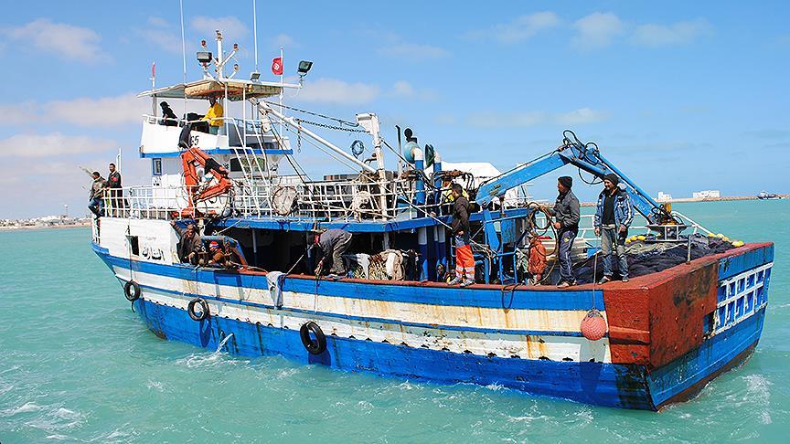 Atlas Okyanusu nda mahsur kalan göçmenler kurtarıldı