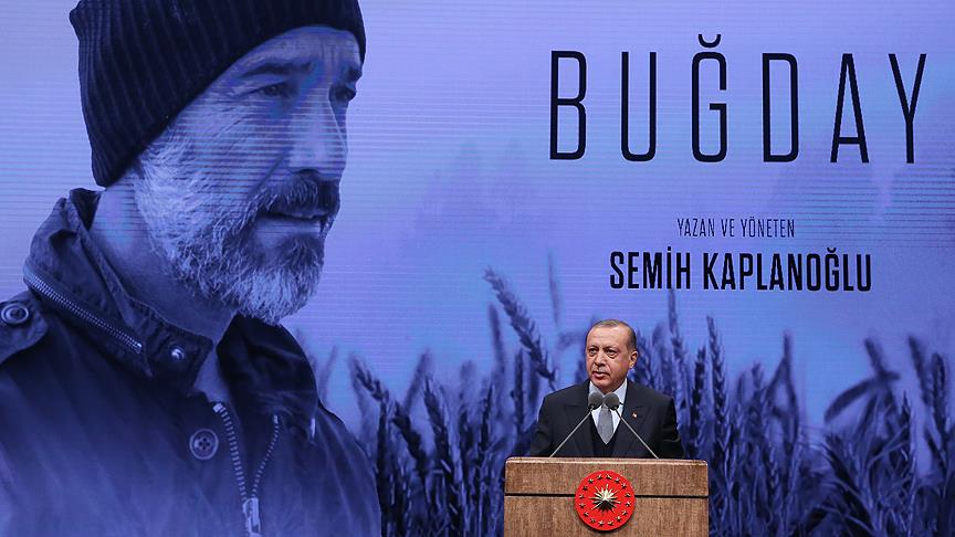 Erdoğan  Buğday  filminin galasında