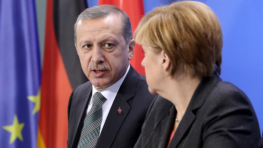 Erdoğan, Merkel e kaygılarını iletti!