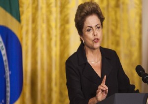 Rousseff neden görevden azledildi?