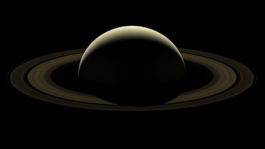 Cassini nin Satürn e  son bakışı 