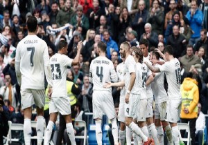 Real Madrid zevkten  dört  köşe!