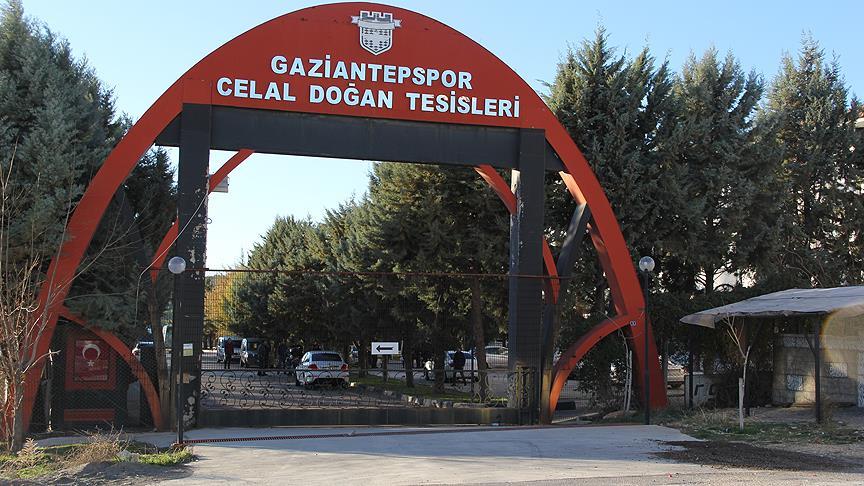 Gaziantepspor da kadro dışı bırakılan futbolculara destek