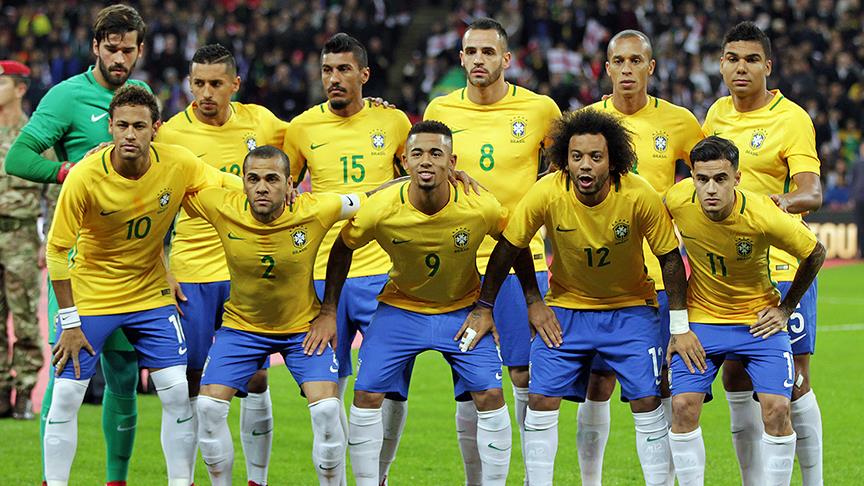 Brezilyalı futbolculara protesto
