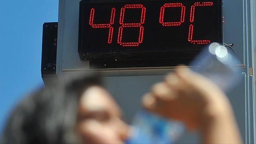 Pakistan da sıcaklar üç günde 65 can aldı