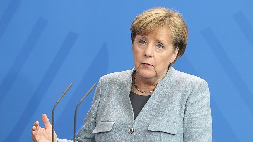 Merkel den ABD?nin ek vergi kararına ilişkin açıklama