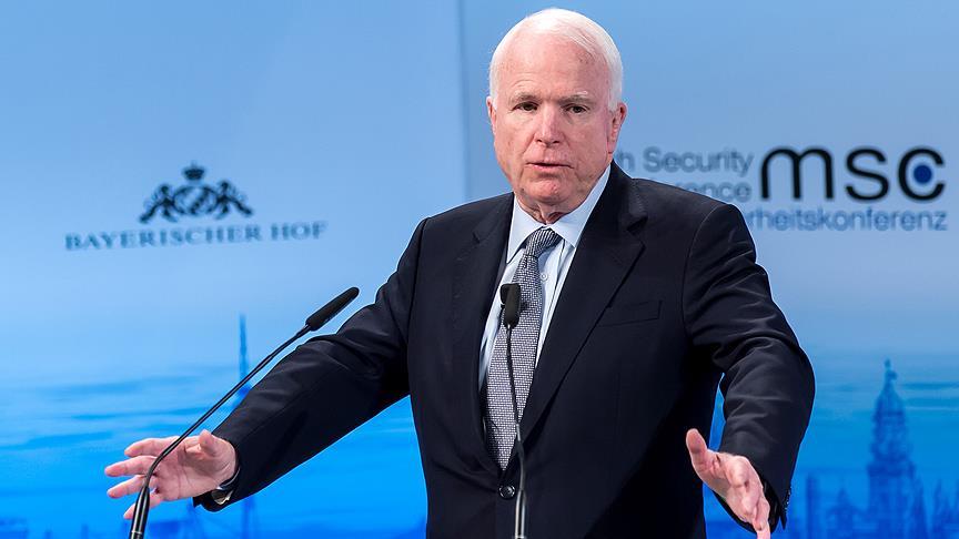 McCain den  Obama  eleştirisi!