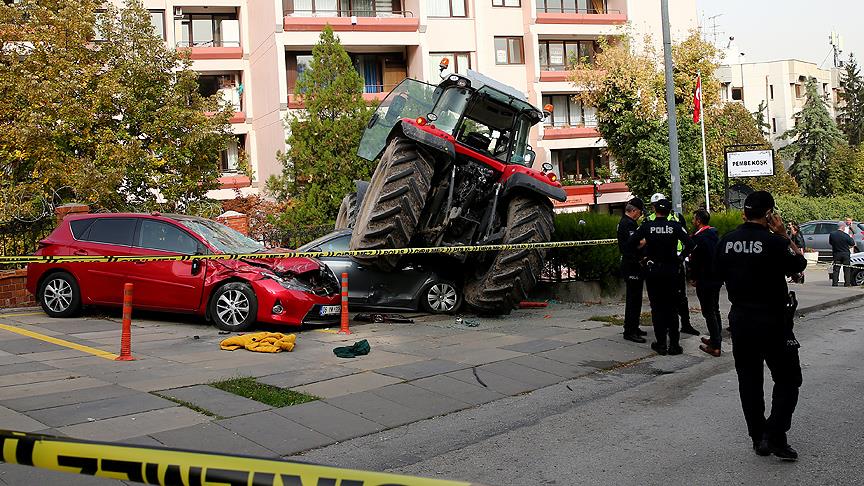Ankara da traktörle araçlara çarpan kişi tutuklandı