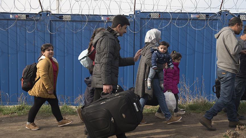 Macar Bakan sığınmacıların entegrasyonunu Çingenelere benzetti