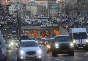 Rusya da otomobil üretimi düşüşte!