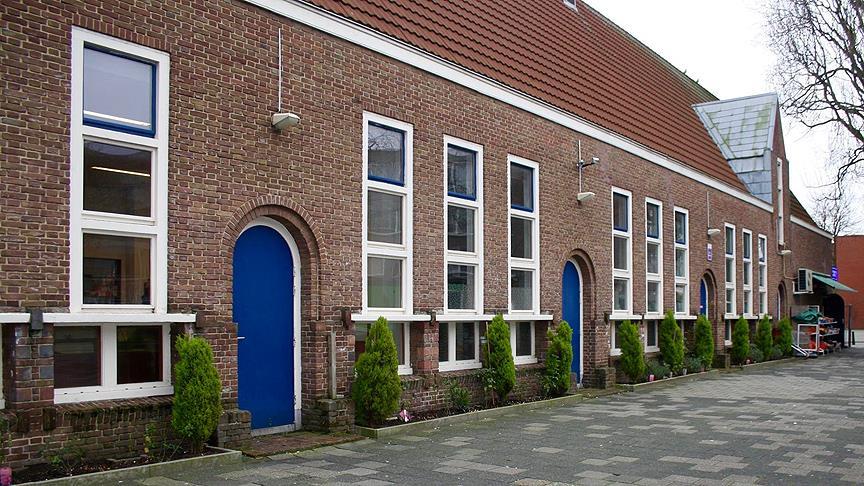 Hollanda dan camiye destek kararı