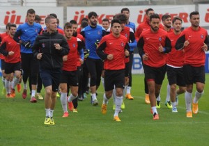 Trabzonspor ile Bursaspor 77. kez karşılaşacak!