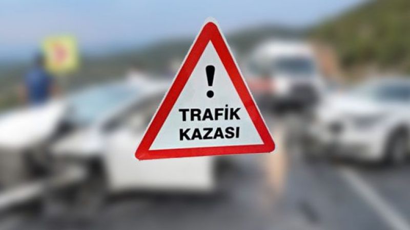 Burdur da feci kaza: Otomobil ikiye bölündü
