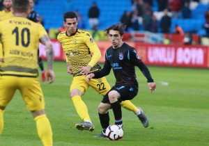 Trabzonspor un galibiyet serisi devam ediyor