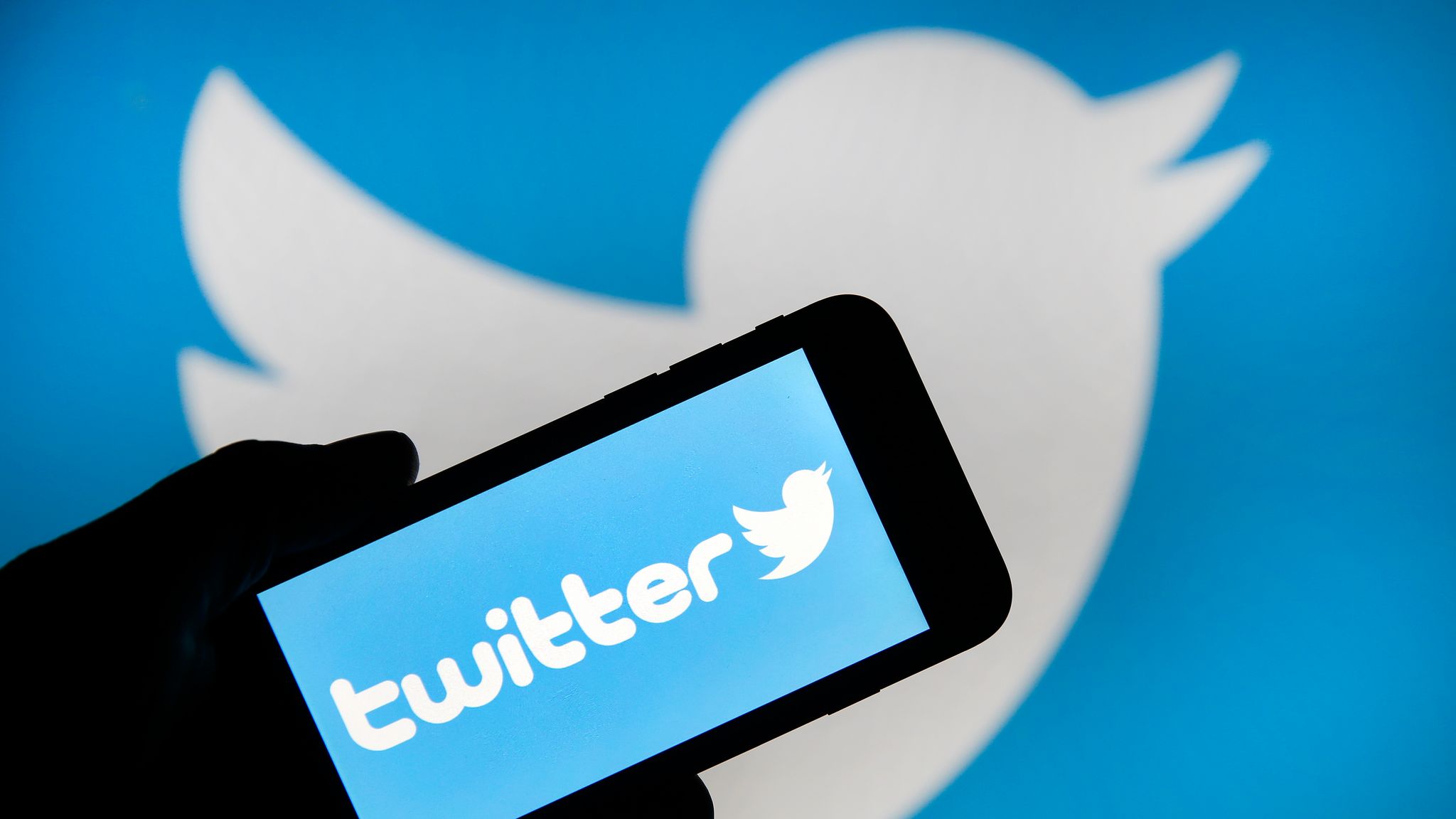 Twitter da ücretsiz  mavi tik  kaldırıldı