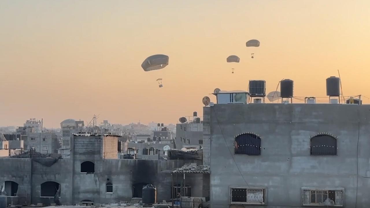  15 ülkenin desteğiyle Gazze ye 28 hava yardımı yaptık 