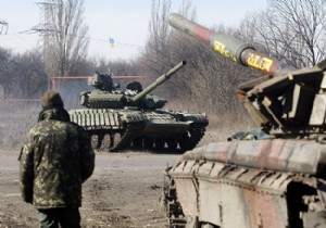 Ukrayna, ağır silahlarını geri çekmeye başladı!