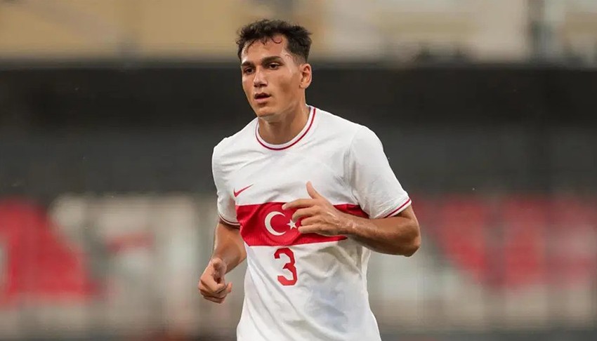 Galatasaray transferi duyurdu