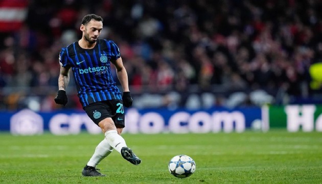 �talyan devinden Galatasaray'a Hakan �alhano�lu yan�t�