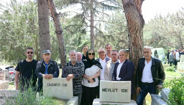Gazeteci Mevl�t I��k, vefat�n�n 38. y�l�nda an�ld�