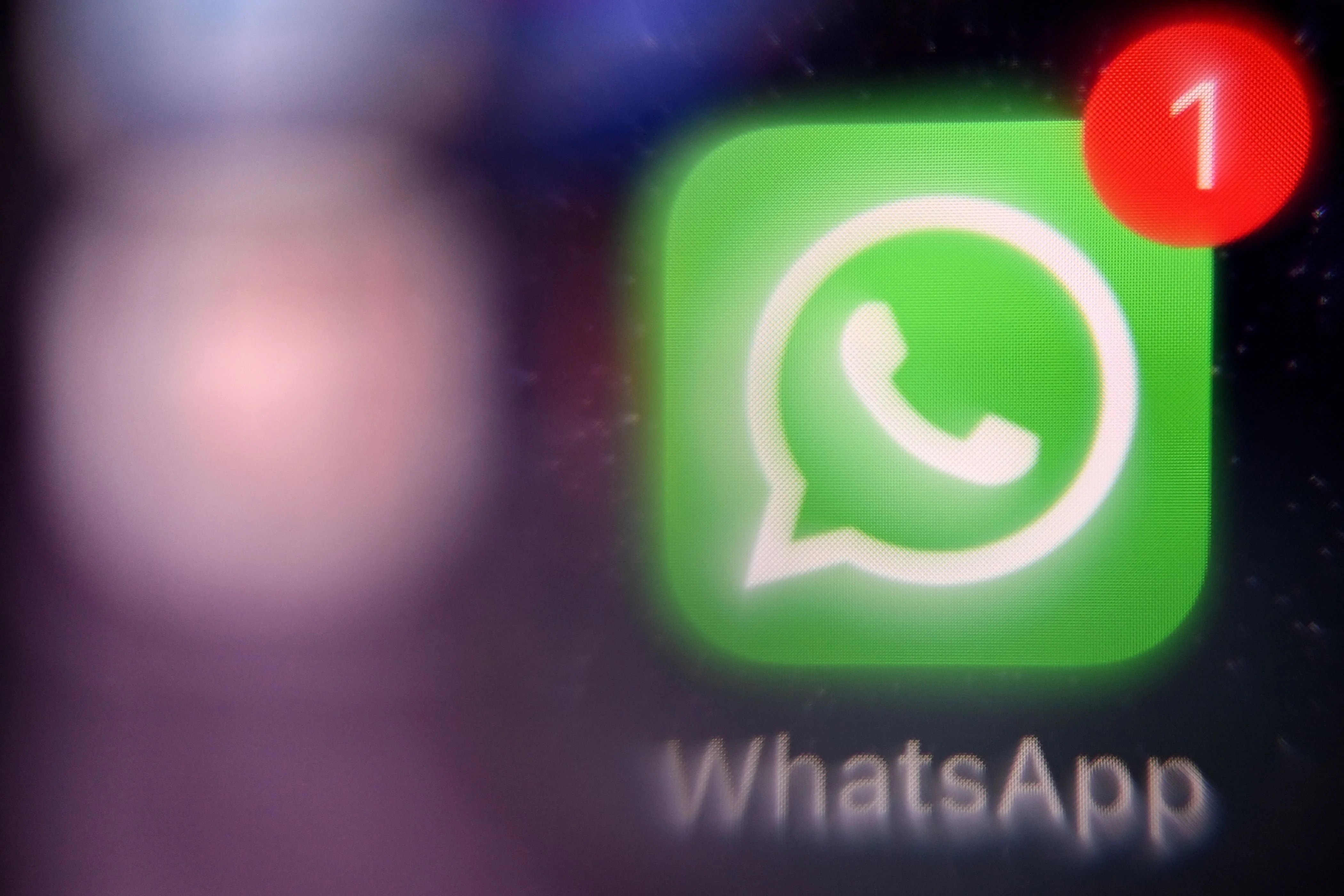 Dünya genelinde WhatsApp a erişim sorunu!