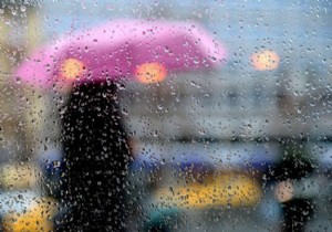 Yağmur Hafta Sonuna Kadar Sürecek! Şemsiyelerinizi Unutmayın!